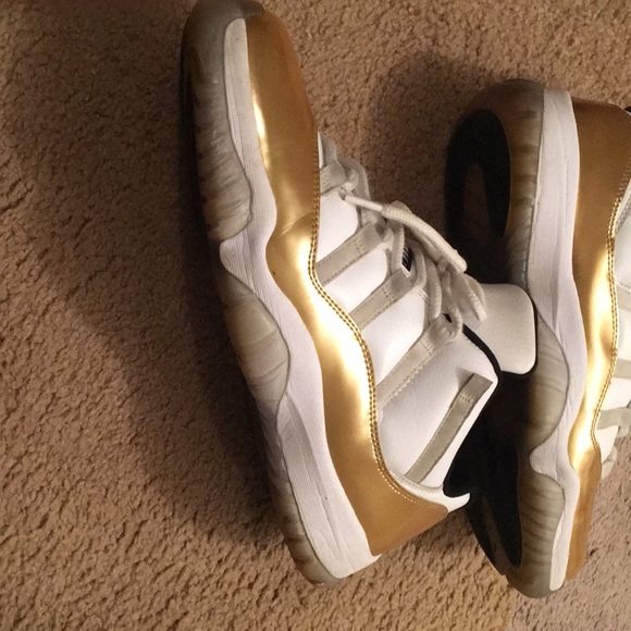 Jordan 11’s - Picture 2 of 3